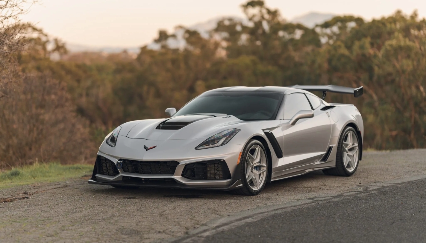 Corvette C7 Z06 and ZR1 Buyers Guide