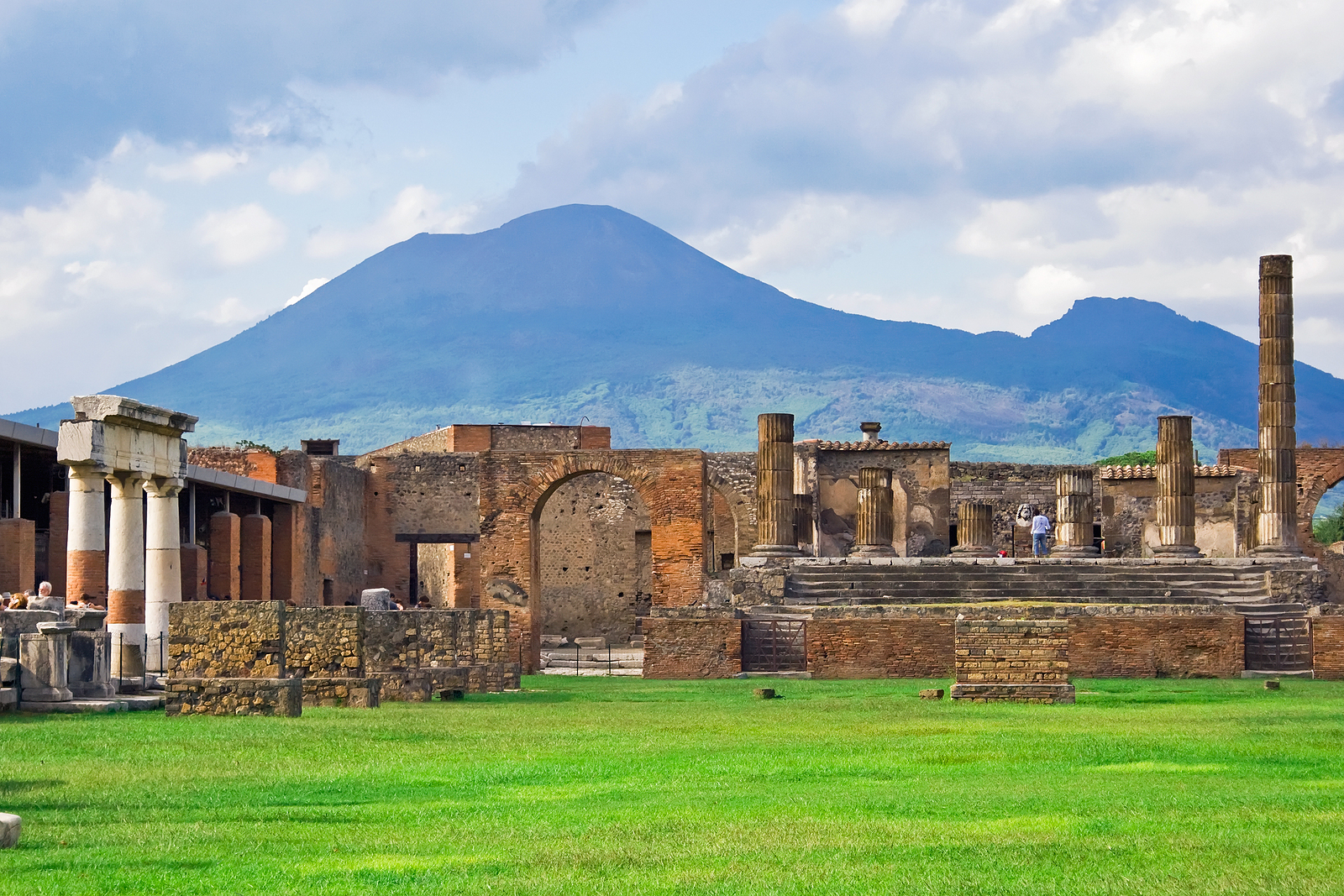 Pompeii Archaeological Park to Restrict the Number of Visitors